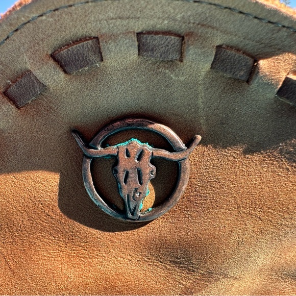 Booties. Great shape - Picture 2 of 4